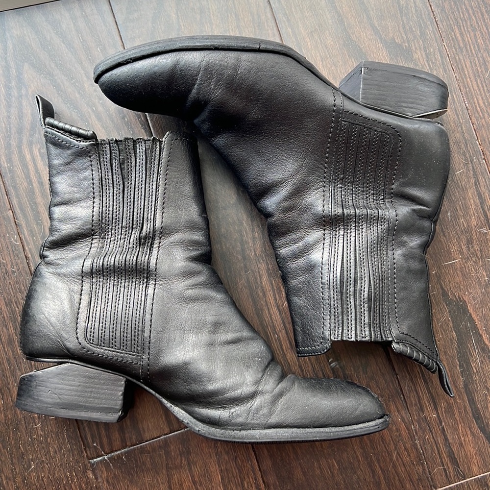 Alexander Wang Anouck boots size 40 (US9)